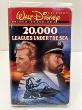 20000 Leagues Under the Sea 1997 VHS Tape Vintage Clam Shell Case