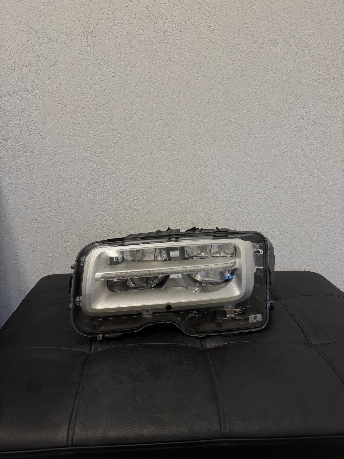2013-2015 Rolls-Royce Phantom Left Side Headlight (Driver Side)