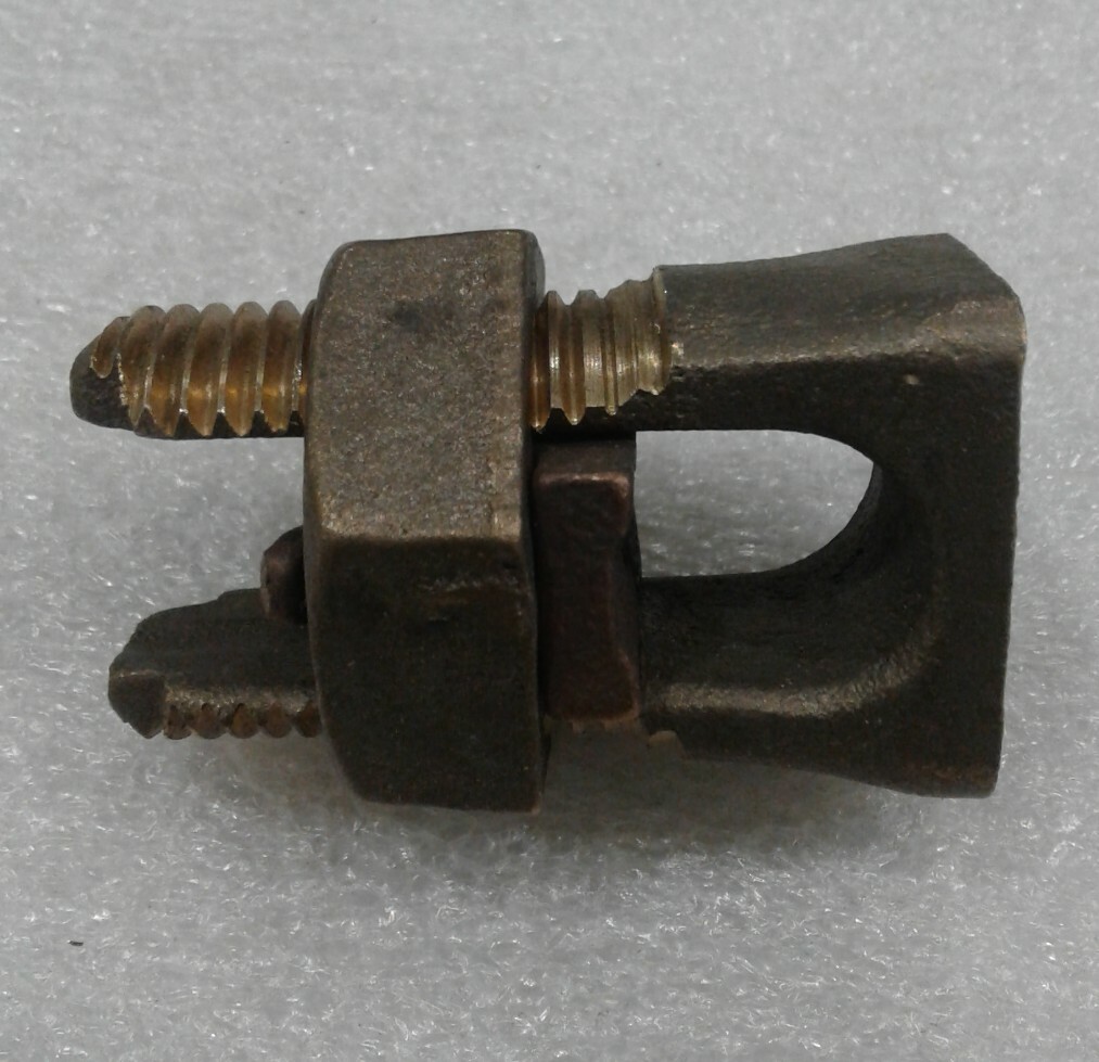 KS29 BURNDY 250 MCM SPLIT BOLT CONNECTOR NEW eBay