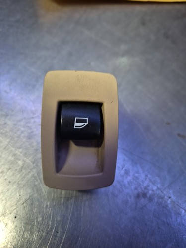 Delphi Schalter, Fensterheber für BMW 1593 9901 137 5 B , 6 945 876 (A169).