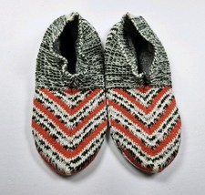 Bombas Gripper Slippers House Shoes Socks Size S  W 7-8.5 See Description