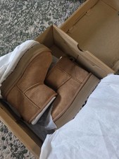 UGG Classic Mini Platform Chestnut Suede Boots Kids Size UK 13, EU 32.5
