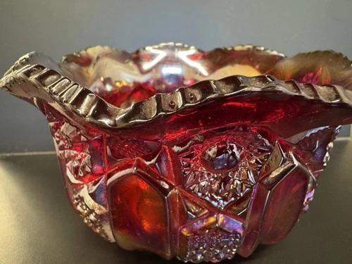 L.E. Smith Vintage Ruby Red Carnival Glass Bowl