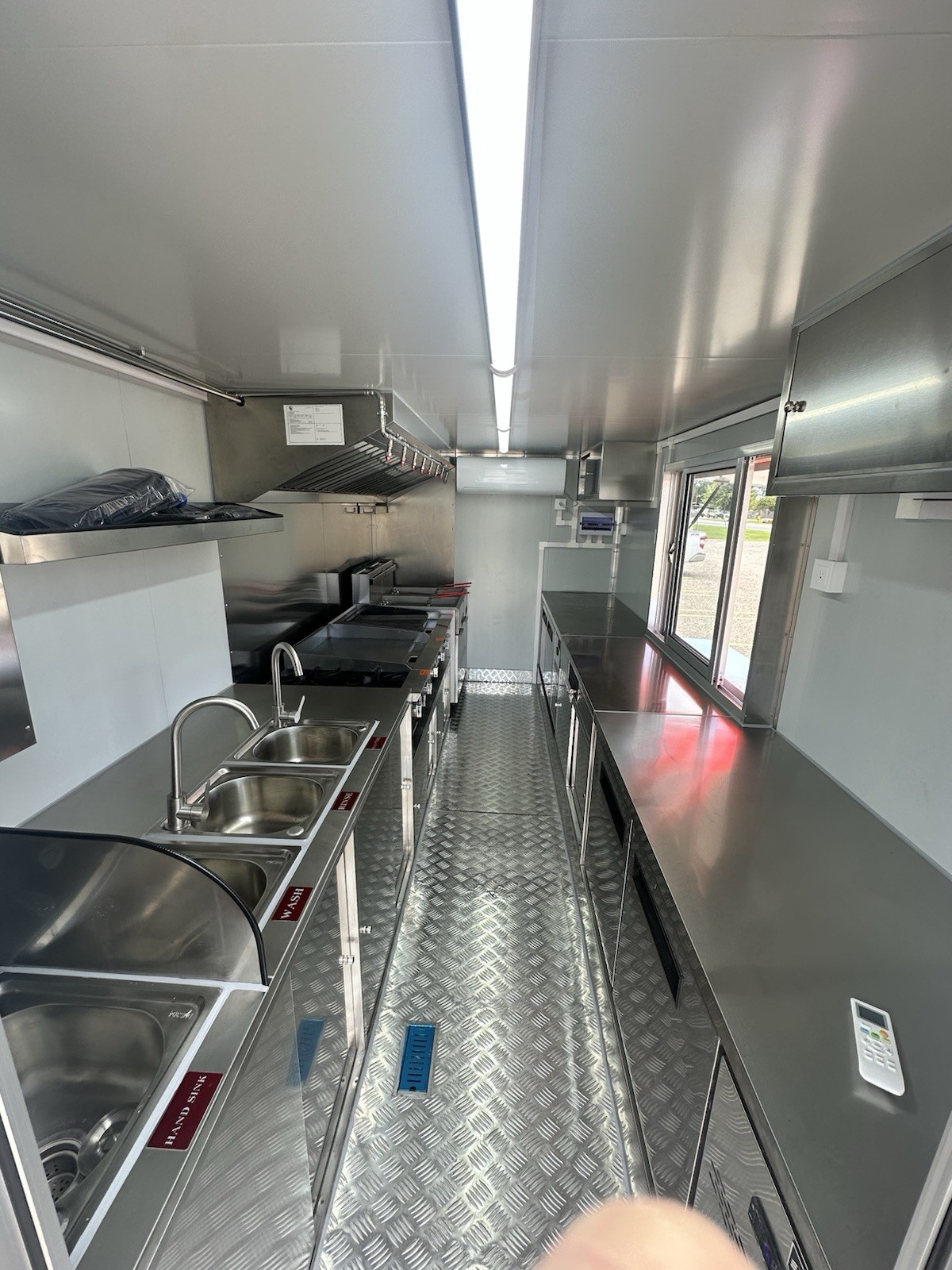 NEW 14 FOOT FULLY EQUIPPED FOOD TRAILER $23,995/REAL PRICE-IN STOCK-MADE IN USA