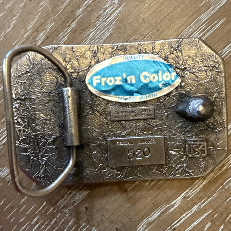 Hebilla de cinturón de latón Buck Doe Deer In The Woods D 520 1986 Foto 2 de 3