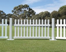 White Picket Fence Panels PVC Wedding Event Queue Barrier Temporary Fencing