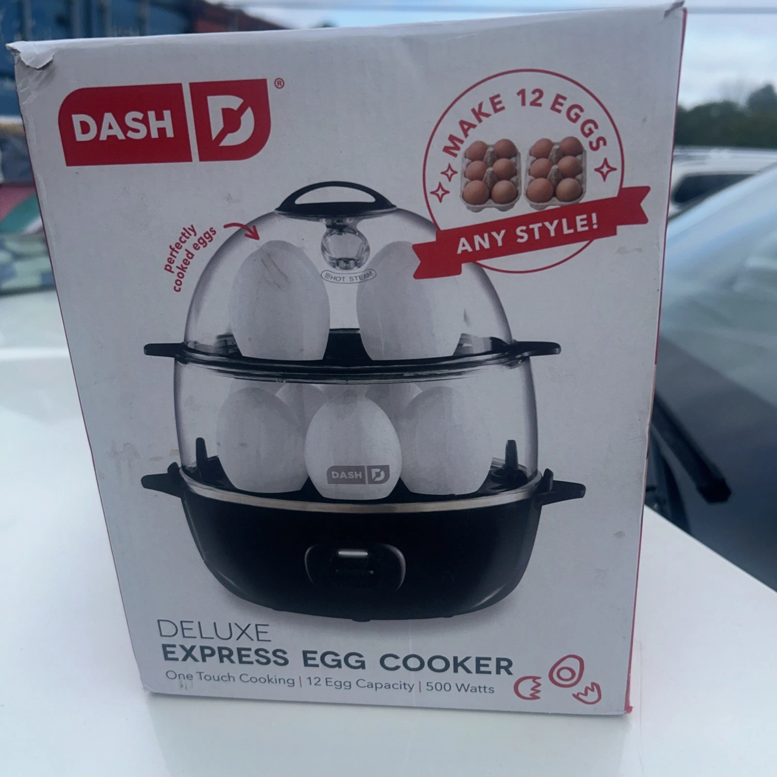 Dash Deluxe Express Egg Cooker