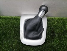 8U0864261P  Schaltknauf Audi q3 f3b 2018 20 35 tdi quattro s line 20 ltr 110 kw