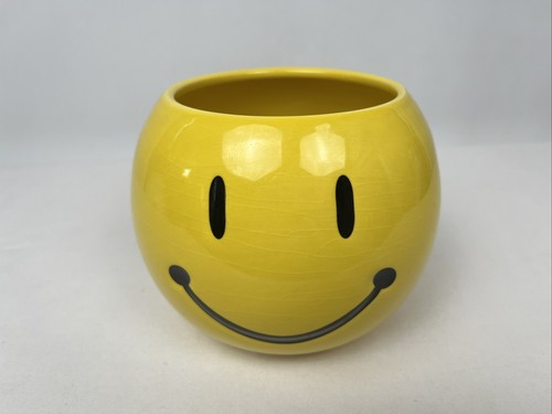 Vintage Smiley Face Planter Vase Bowl Ceramic Yellow with Black Eyes/Mouth - Picture 9 of 9