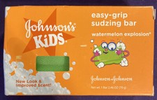 Johnson's Kids Easy Grip Sudzing Soap Bar Watermelon Explosion 1 Bar 2.46oz New