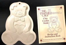 Vintage 1991 Pampered Chef Clay Stoneware Teddy Bear Cookie Mold 