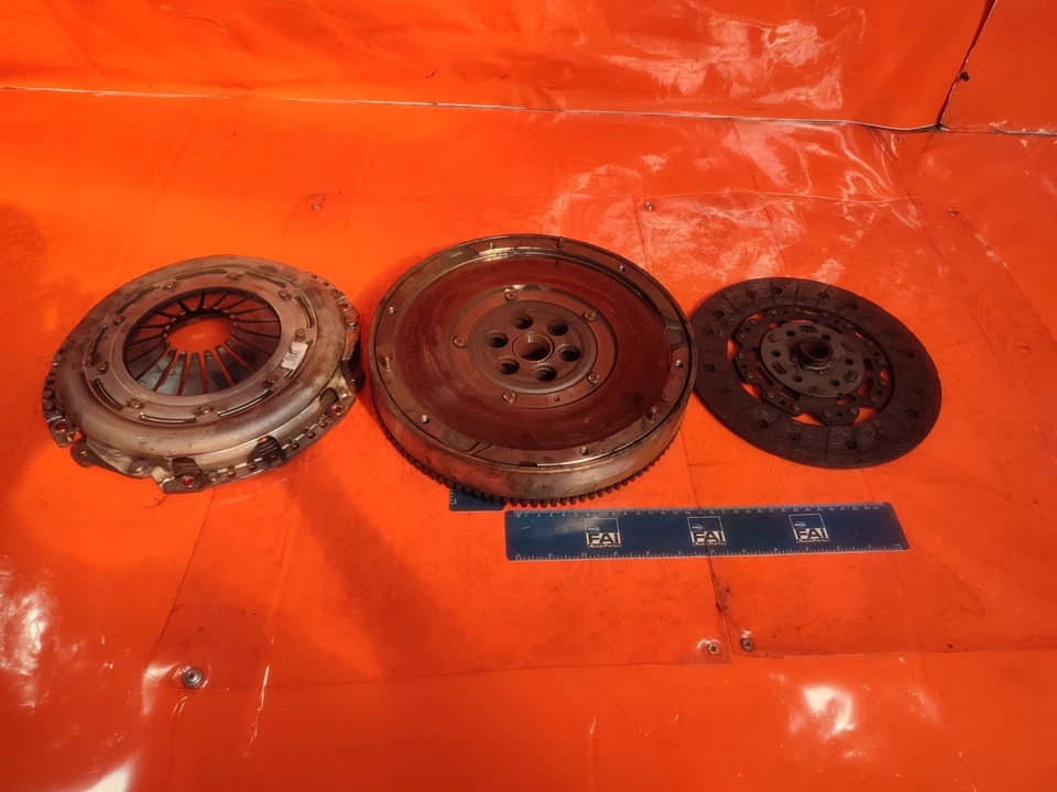 ✅FORD MONDEO TITANIUM 1.5 DIESEL 2016 DUAL MASS FLYWHEEL & CLUTCH FM517563AA - Image 2 of 4