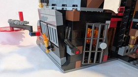 LEGO Nexo Knights: Jestro's Volcano Lair (70323) 99% Complete Set