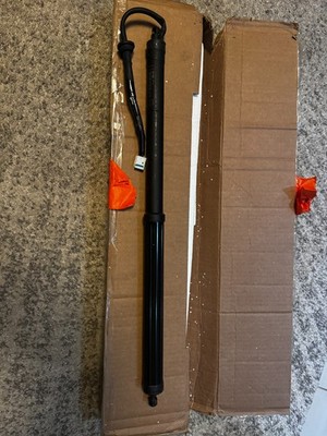 Lift-Gate Lift Support - Toyota (68920-0E050) Left side
