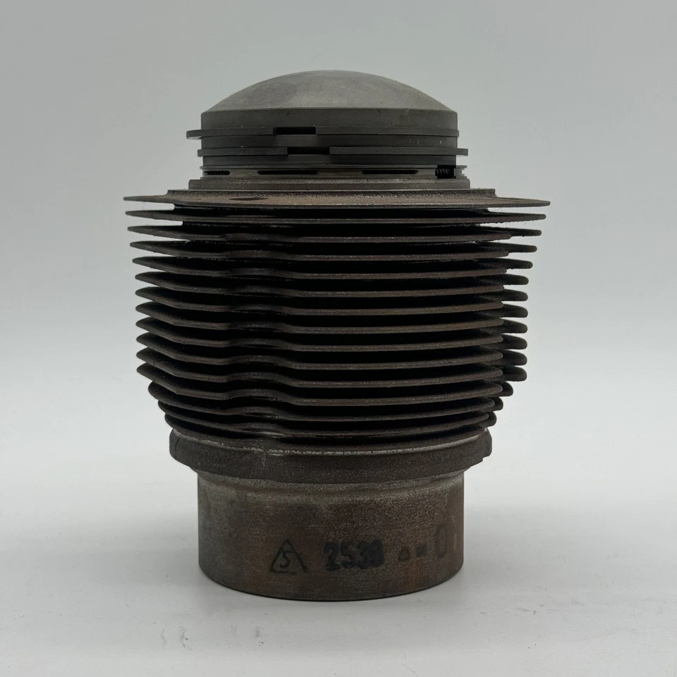 NOS 80mm Porsche 911 T PISTÓN Y CILINDRO Hierro Fundido con Pasador de Muñeca y Anillos 911T Foto 2 de 4