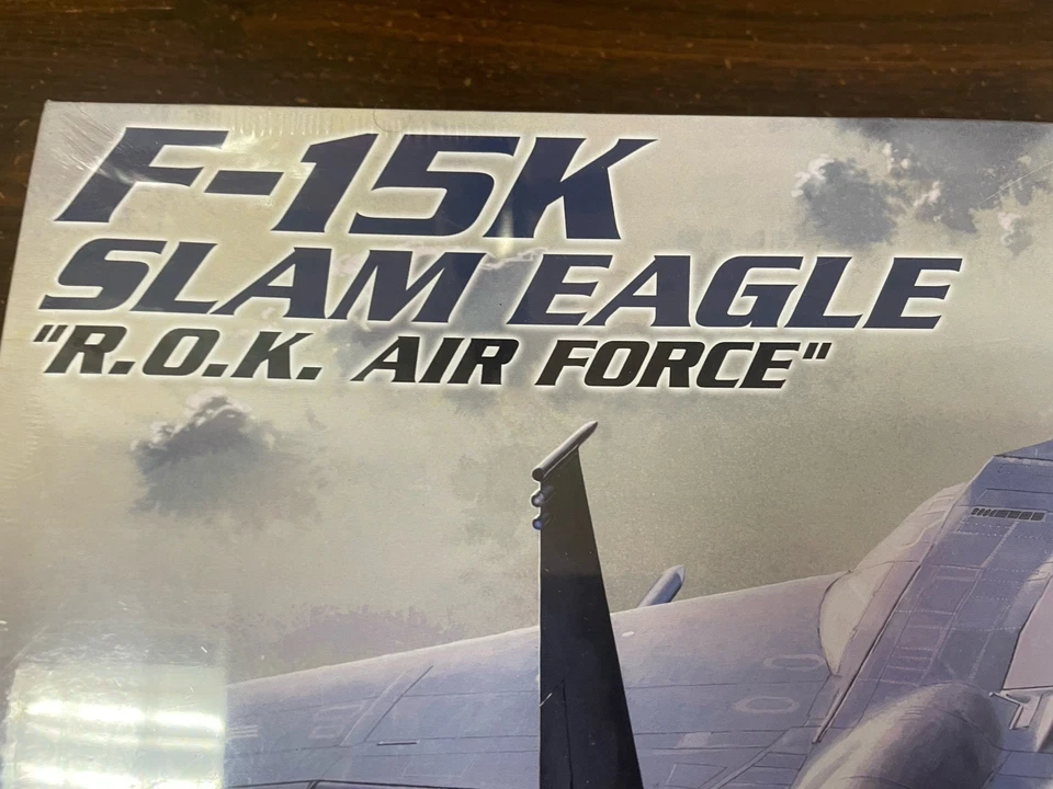 F-15K SLAM Eagle ROK AF - Academy escala 1/48 kit de avión sin montar #12213 nuevo en caja Foto 2 de 4