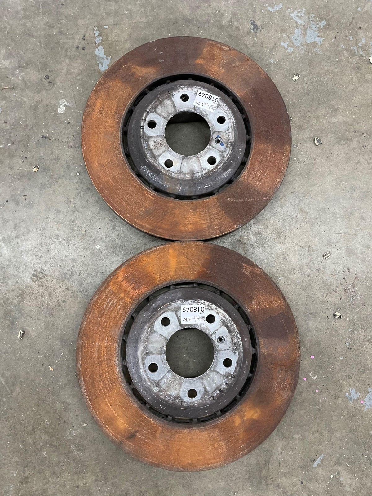 2016-2020 BENTLEY BENTAYGA REAR RIGHT & LEFT VENTILATED BRAKE ROTOR DISC *28K*