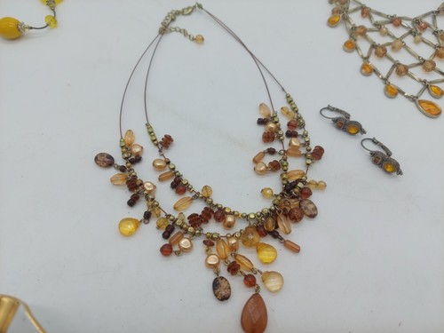 Random Estate Sale Jewelry - Picture 4 of 10