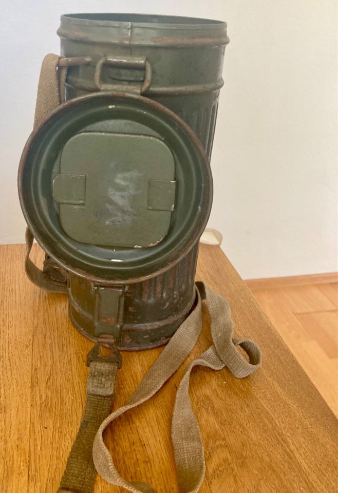 WW2 Auer GM30 Gas Mask with Canister eBay