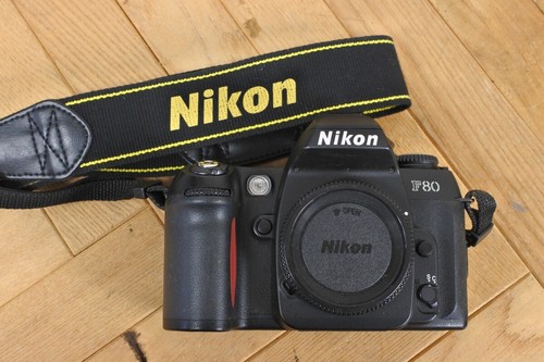 Nikon F80 35mm SLR Film Camera Black Body with Strap - Picture 16 of 17