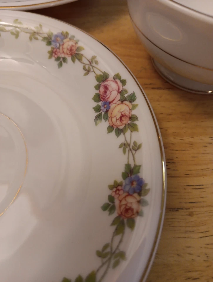 Juego de tazas de té/platillos TK Thun Bohemia Checoslovaquia .#18 @50 incapaz de identificar Foto 2 de 4