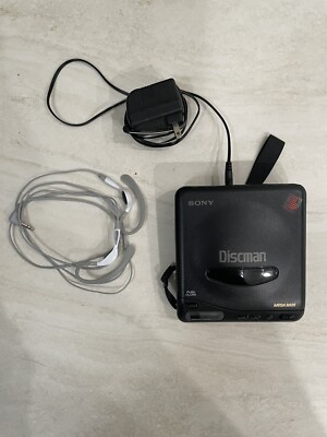 Vintage SONY Discman Personal CD player D-11 Walkman With Charger
