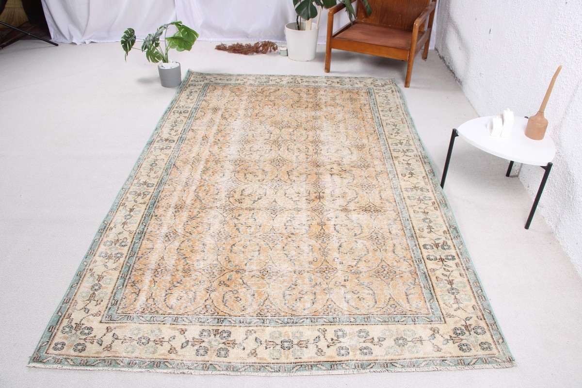 85×198 ViNTAGE TURKiSH RUG 1970s Vintage Turkish Rug With All-Over Geometric Patterns