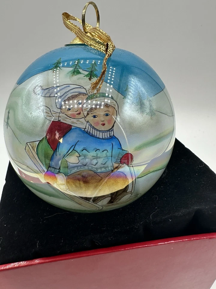 JCPenney Navidad Coleccionables Reverso Vidrio Pintado Adorno - Niños y Nieve Foto 2 de 4