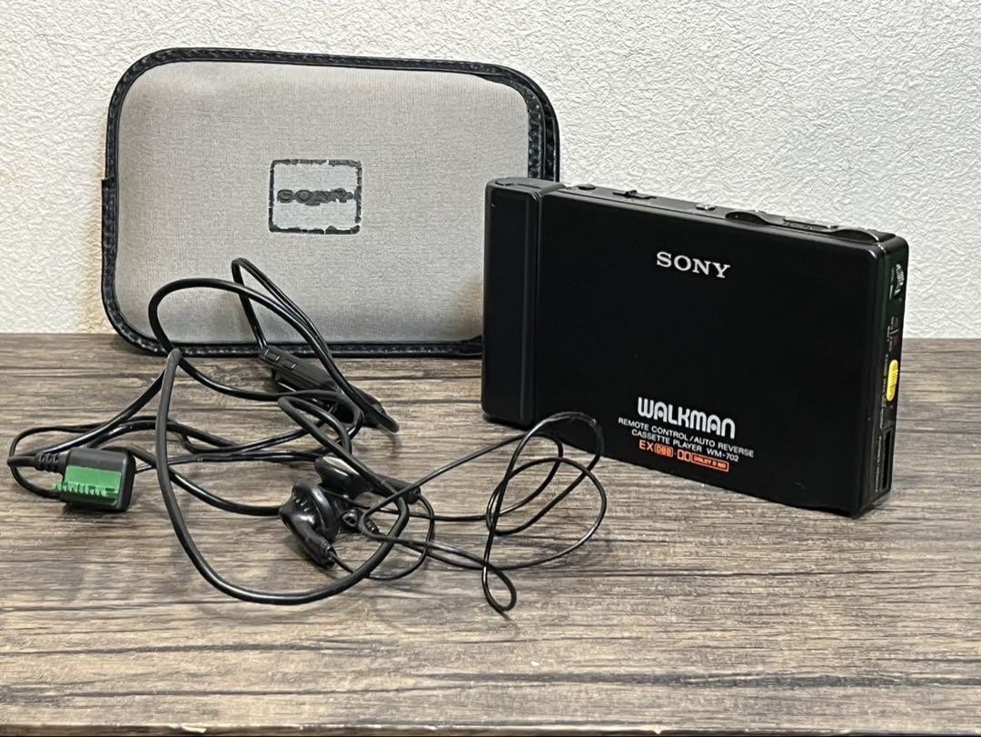 ジャンク品　SONY ウォークマン　CASSETTE PLAYER WM-702 Sony WM 702 Walkman Cassette Player Black Junk As Is