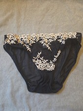 Nwot Wacoal Black Panties Med 64391