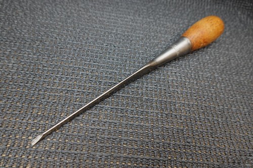 ANTIQUE 1/8" STANLEY EVERLASTING CHISEL No. 40: USA .4 PAT'D