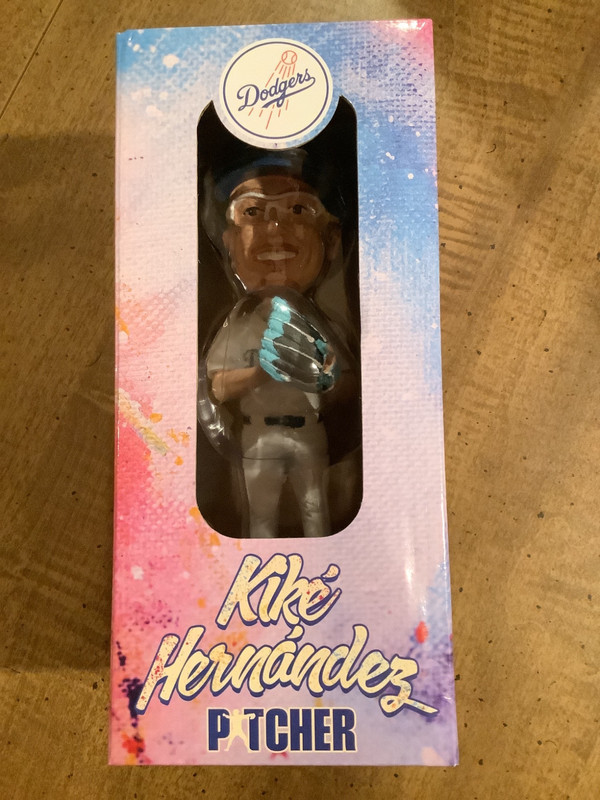 Kike Hernandez bobblehead Dodgers SGA 7/12/26