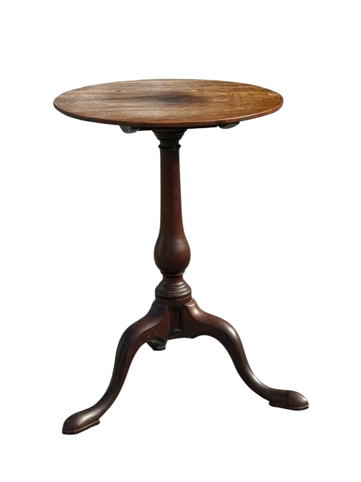Antique 18th century Queen Anne walnut tilt top tea table candle stand - Image 2 of 4