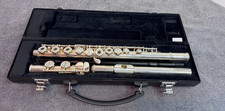 Yamaha YFL-262 Standard Open Hole Offset G Flute For Students with Case