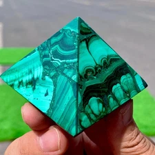 150G Natural malachite Pyramid Chakra Treatment Energy Stone Generator Spiritual