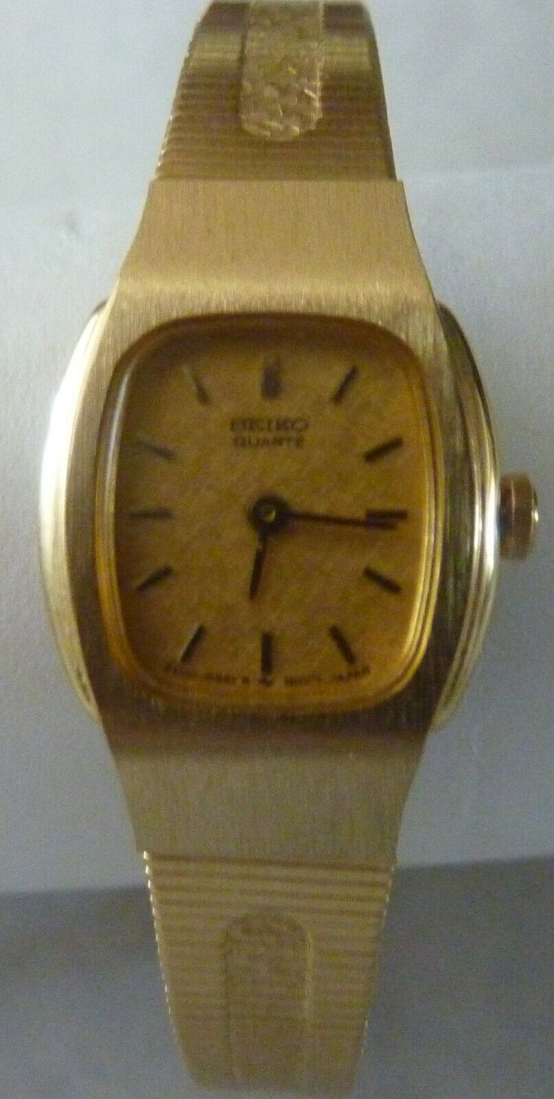 Women's SEIKO Gold Tone Quartz Watch, ST-Steel Back, Base Metal, 2Y00-5051  | eBay