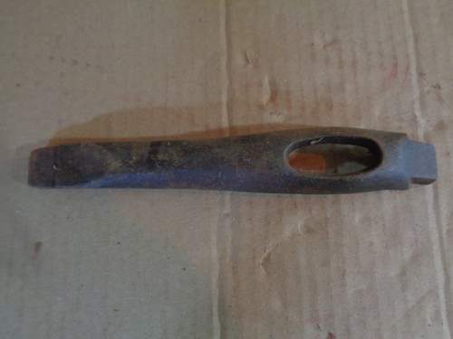 VLS-308 Antique Cast Iron Stove Lid Lifter Handle Crank Tool - Picture 1 of 6