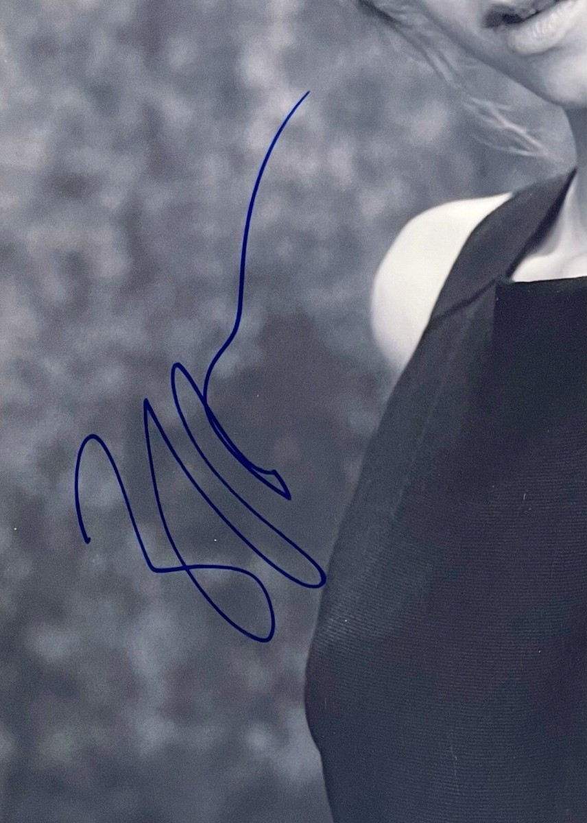 ゾーイサルダナ　アバター　サイン　オートグラフ　8×10インチ ガモーラ ZOE KAZAN Autograph Hand SIGNED 11x14 PHOTO PSA/DNA