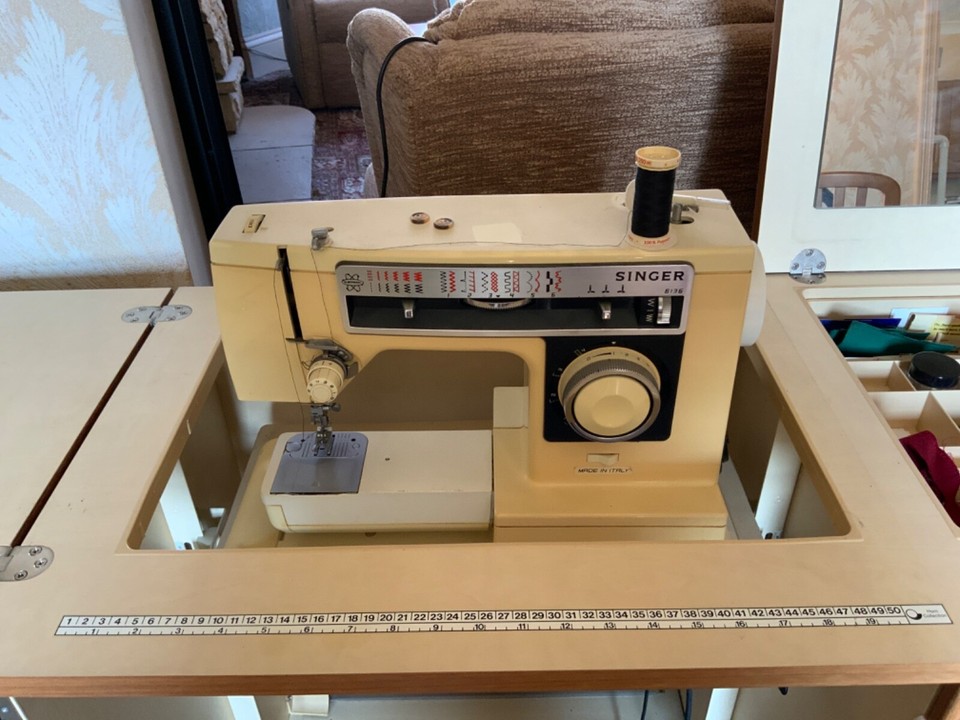 Horn Collection Sewing Table With Singer Sewing Machine eBay