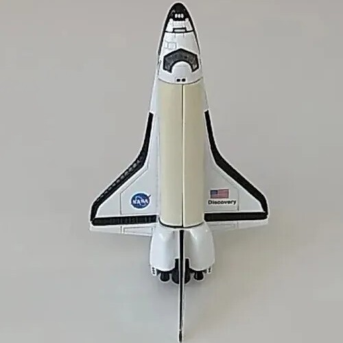 Realtoy NASA Space Shuttle Discovery 7" Collectible Model - Picture 2 of 7