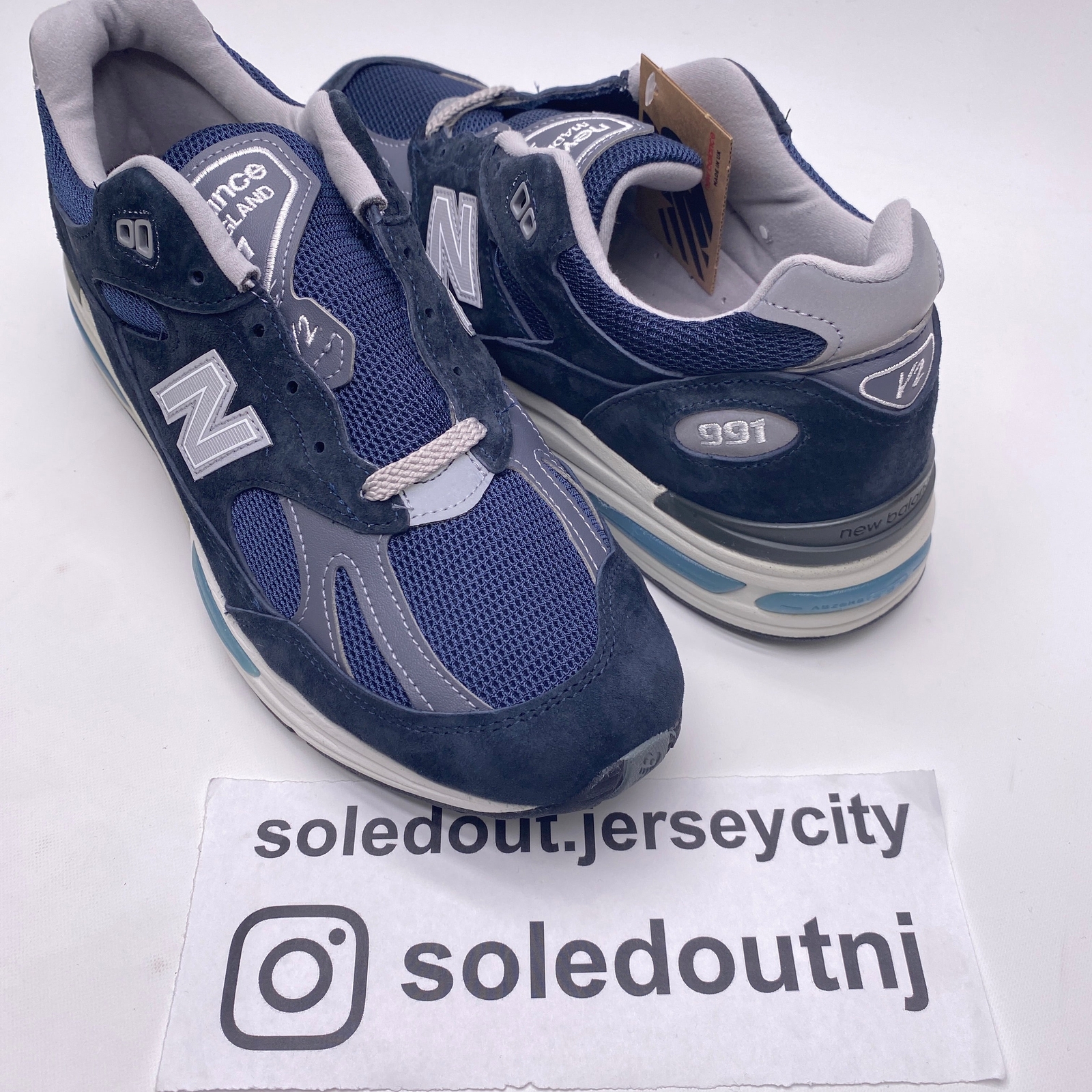 New Balance 991v2 