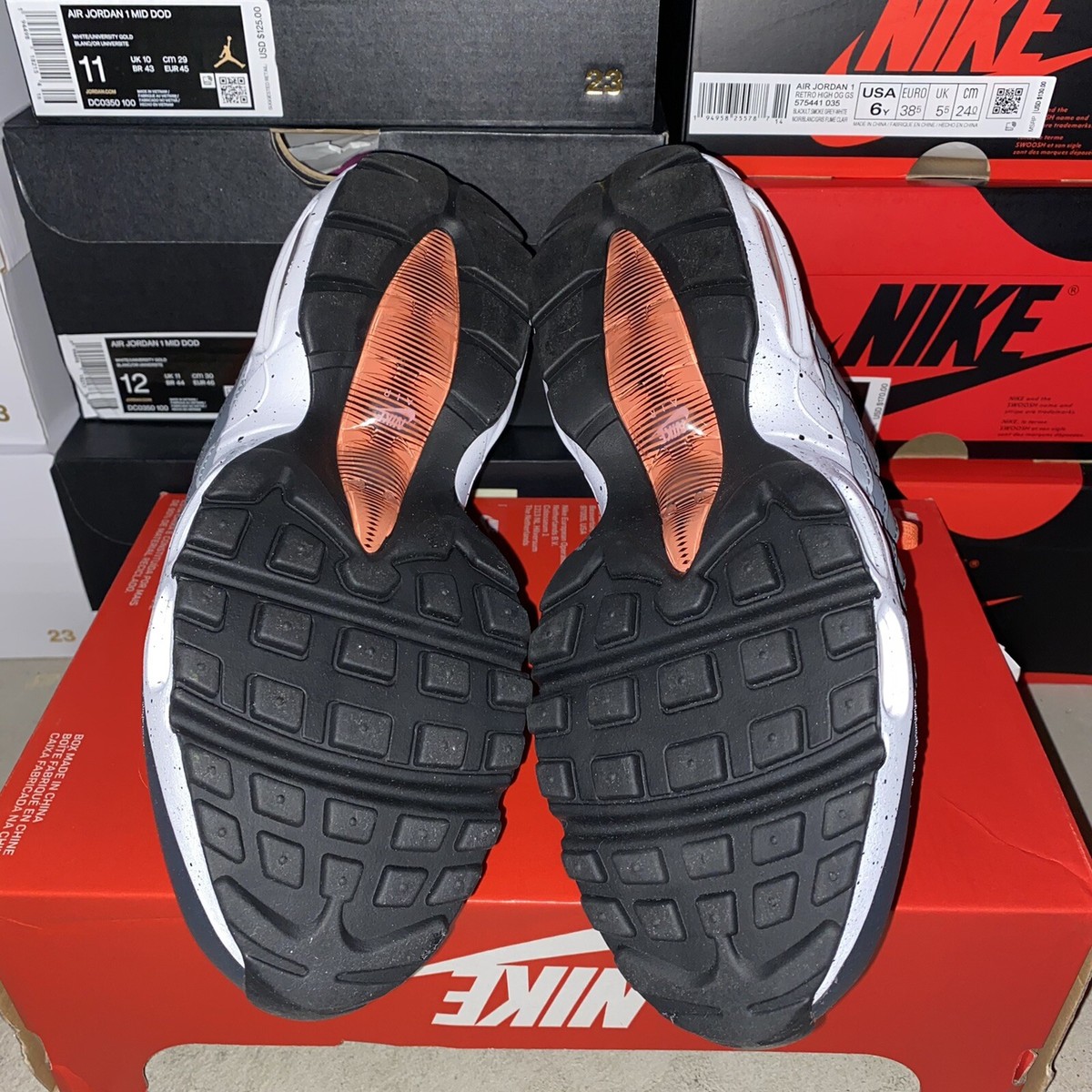 Nike Air Max 95 Black Speckled Grey Turf Orange Blue CZ0191