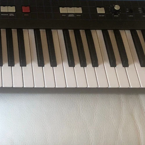 Korg 2024 string synth