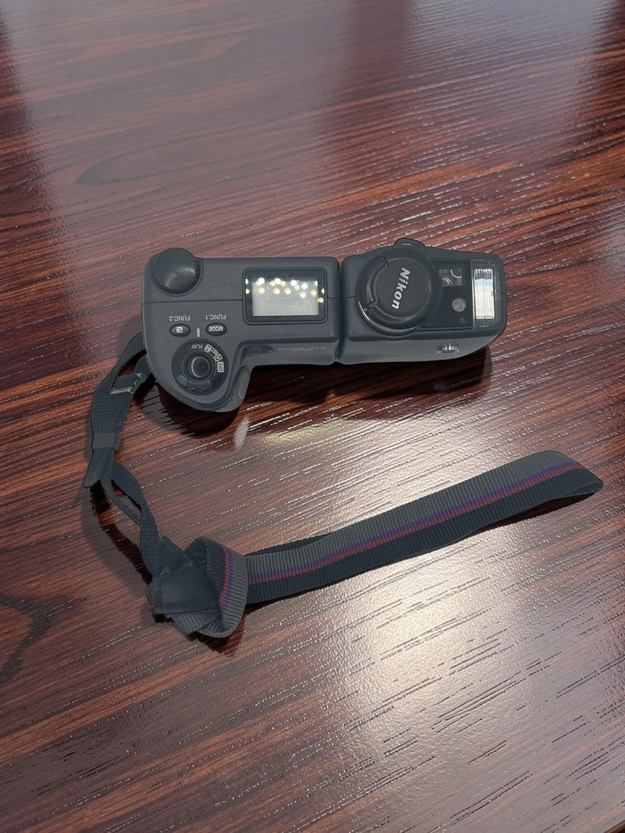 Nikon COOLPIX 990 Digital Cameras for Sale | Shop New & Used