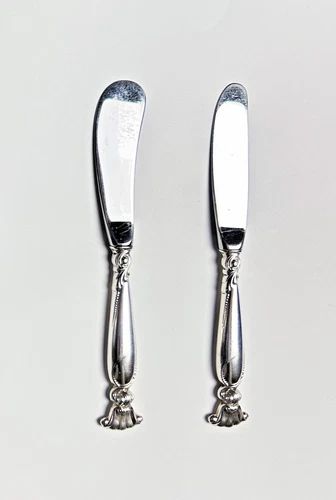 2- Wallace Romance of the Sea Sterling Silver Butter/Cheese Spreaders
