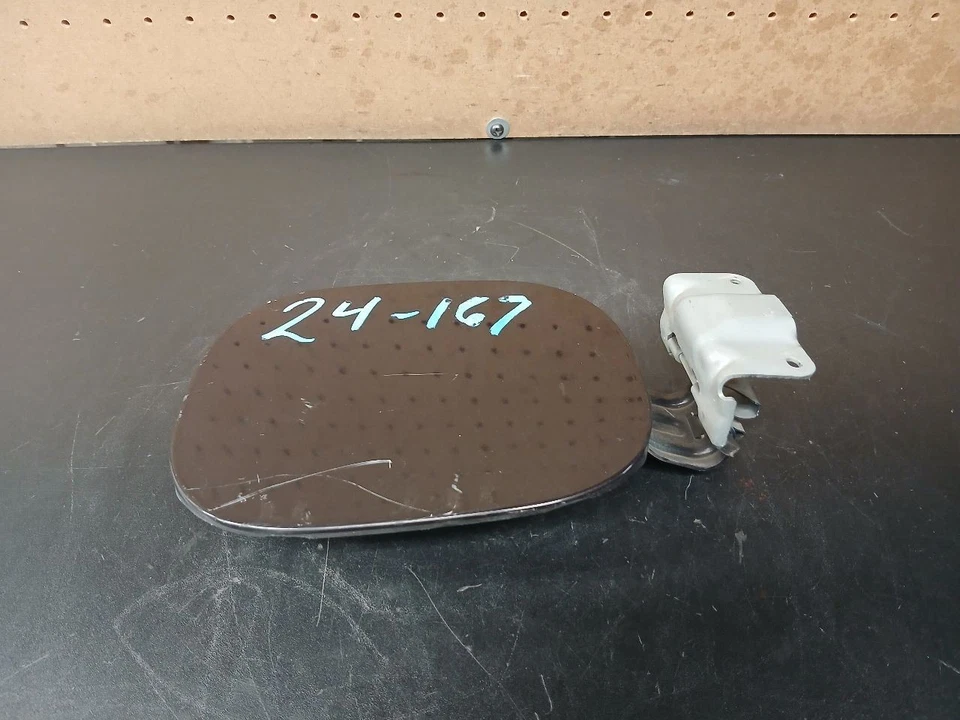 09 10 11 12 INFINITI FX35 FUEL FILLER DOOR BLACK OEM 78830-1CA0A - Image 3 of 4