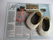 MODES ET TRAVAUX CHAUSSURES ANCIENNES BLANCHES  / TBE