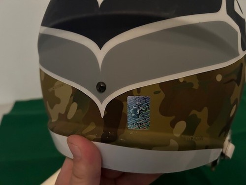 RUSSELL WILSON SIGNIERT/AUTO'D SEATTLE SEAHAWKS RIDDELL TARNFARBEN VOLLE GRÖSSE REP - Bild 6 von 8