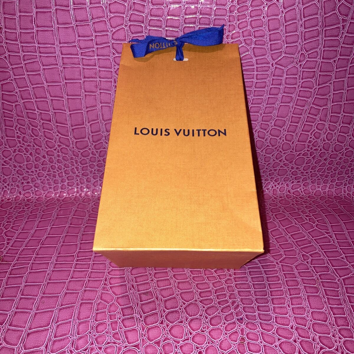 LOUIS VUITTON Sack Style Paper Bag Small with Ribbon 8.5”hX4 LOUIS VUITTON Sack Style Paper Bag Small with Ribbon 8.5”hX4