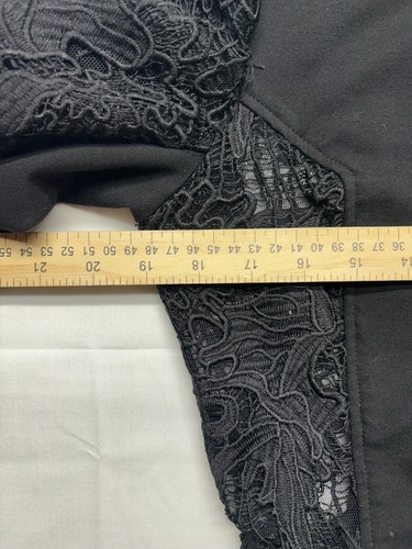 Chaqueta XOXO para mujer negra de encaje con cremallera frontal talla grande - Imagen 2 de 5